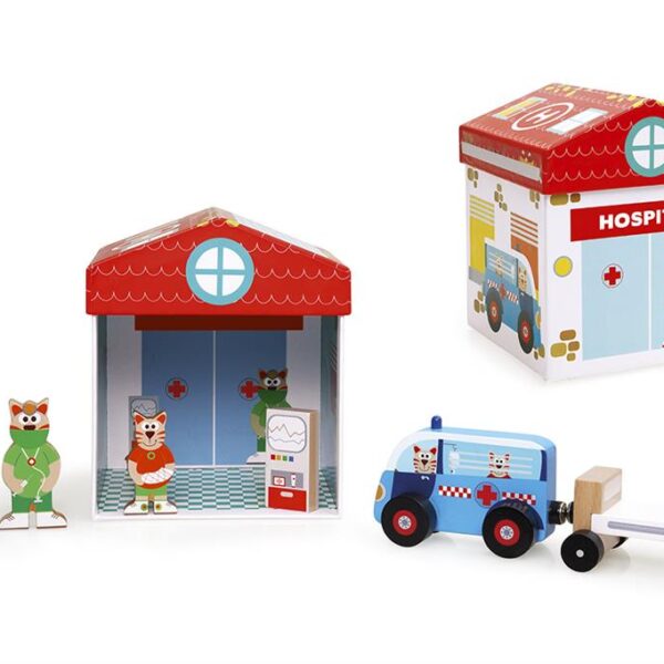 La caja de cartón se transforma en un hospital y trae una ambulancia con camilla, médico, enfermero y paciente incentivando la imaginación.