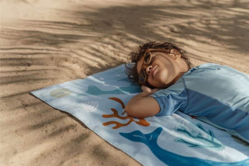 Toalla de playa Ocean Dreams azul Little Dutch