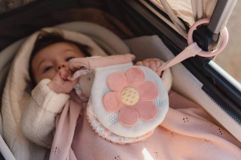 Librito Blando de Actividades Ani Miffy Lucky Blossom – Little Dutch