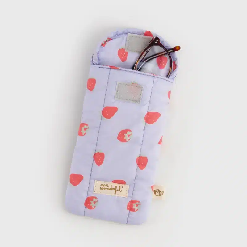 Estuche para Gafas Strawberries – Rígido, Compacto y con Diseño de Fresas Mr. Wonderful