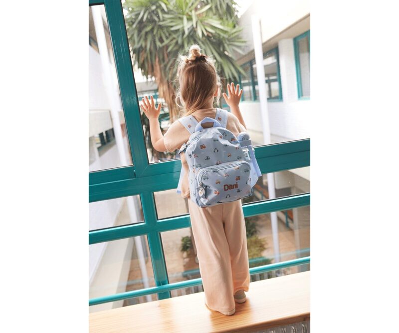 Mochila Infantil Funny Letters – Tutete Personalizable, impermeable y con diseño educativo