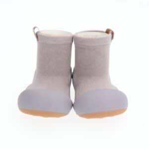 Zapatos Attipas Label Grey suela bicolor – Calzado ergonómico bebé – Attipas – Primeros pasos cómodos y seguros desde 0 meses