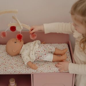 Mueble Cambiador FSC – Little Dutch – Juego de imitación de madera – Cuidado de muñecas desde 3 años